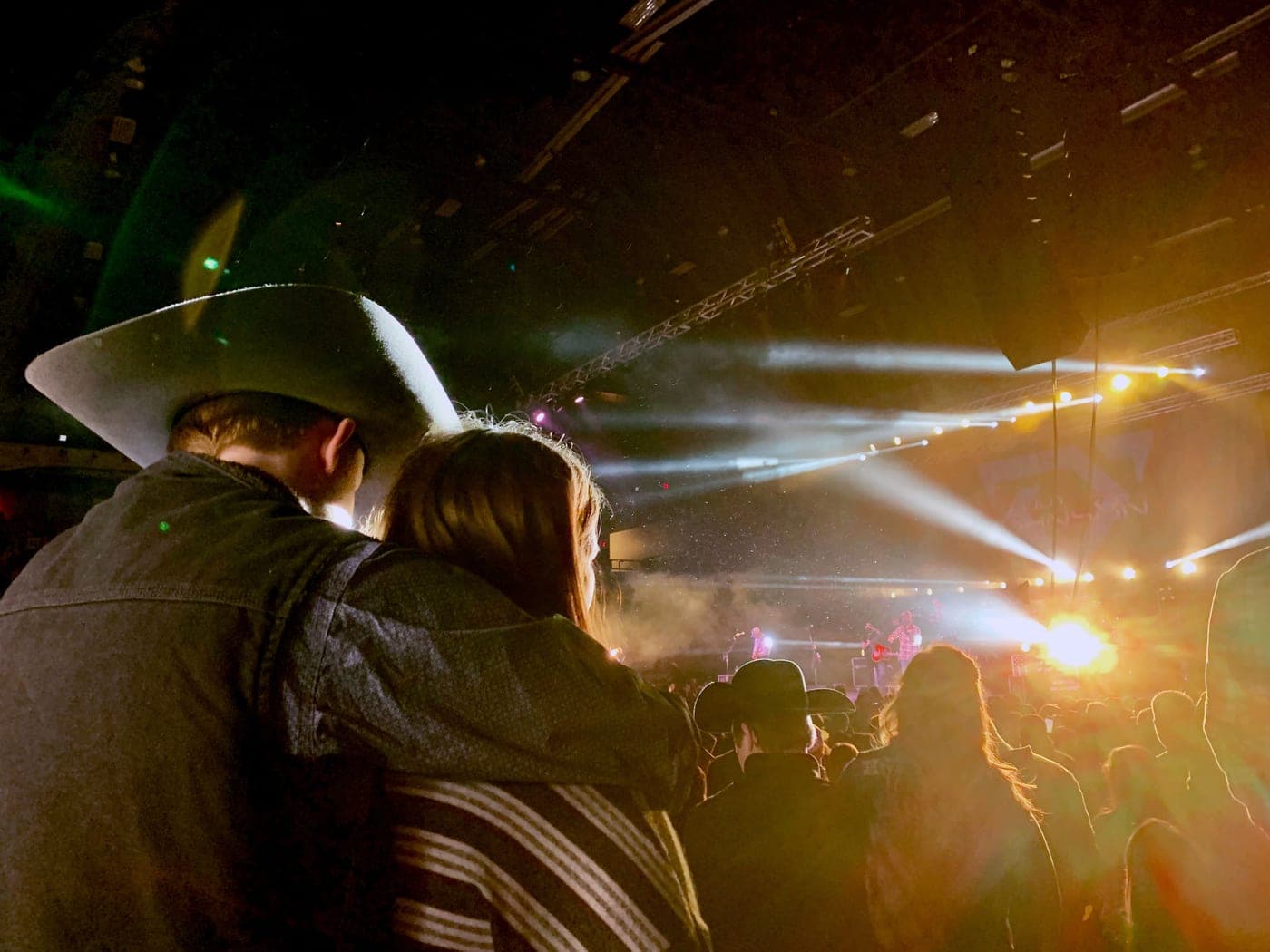An outdoor country music concert crowd